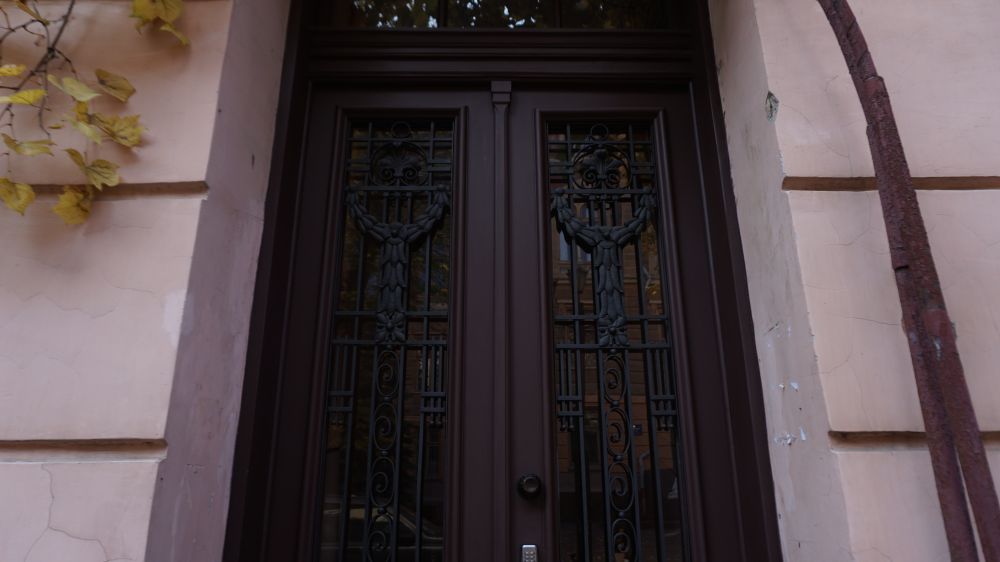 Упродовж останніх чотирьох років у Чернівцях відреставрували майже сотню старовинних дверей