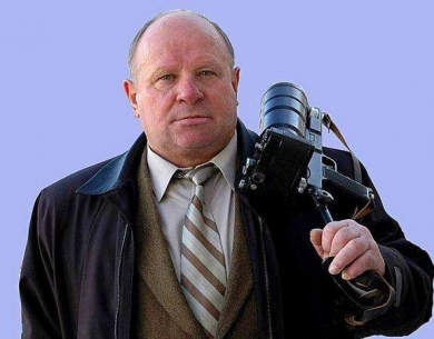 До чорних буків повернуся... (Іван Агатій пам'яті Василя Бабуха)