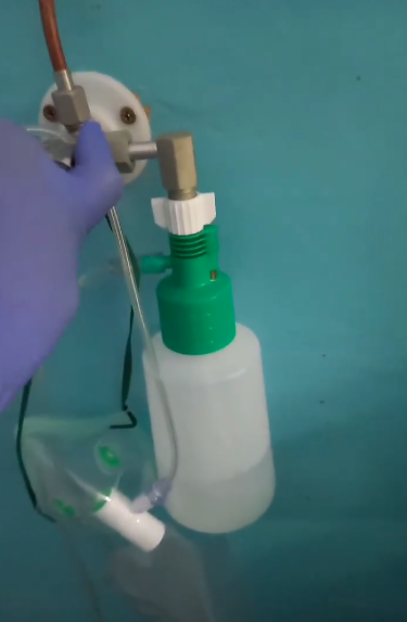 У буковинських лікарнях бракує  зволожувачів і кранів для точок доступу до кисню, яких замало на ринку