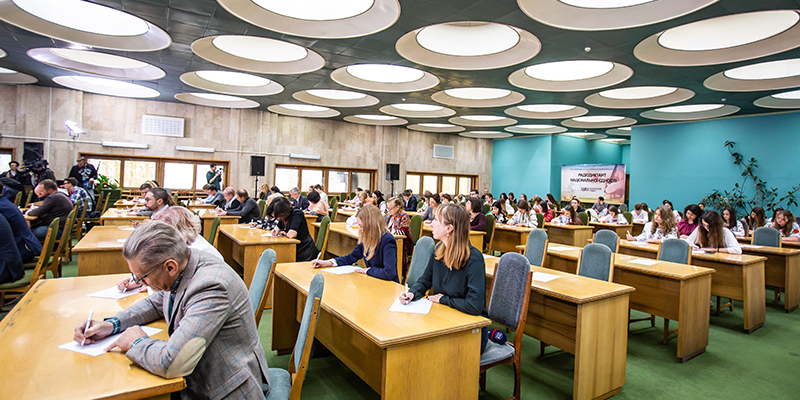 Буковинці писатимуть ювілейний XX Всеукраїнський радіодиктант національної єдності-2020 у понеділок, 9 листопада