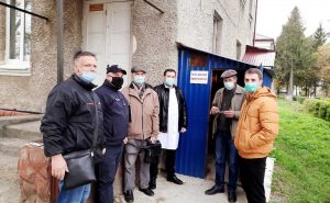 На Буковині спеціальні мобільні групи перевіряють безпечне використання кисневих балонів та обладнання в лікарнях області 