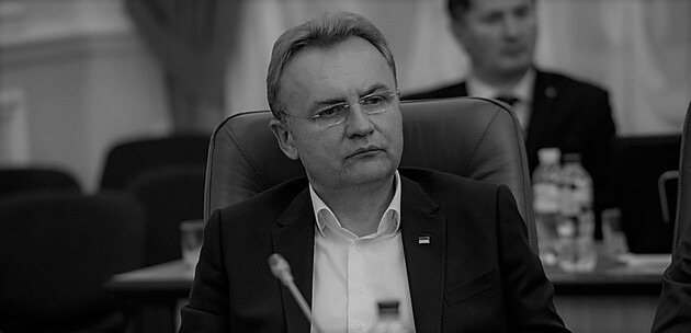 Садовому вже пророкують долю Каспрука. У ролі Василя Продана - Петро Порошенко і львівські політичні клани