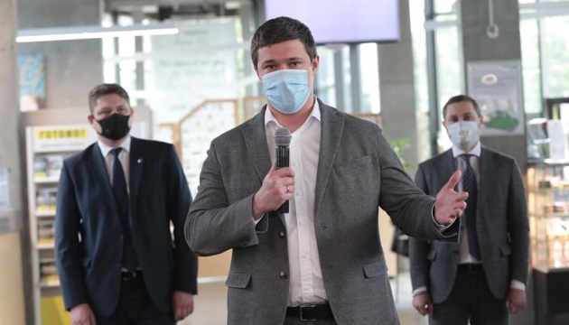 Міністр назвав категорії підприємців, які отримають по вісім тисяч гривень COVID-допомоги