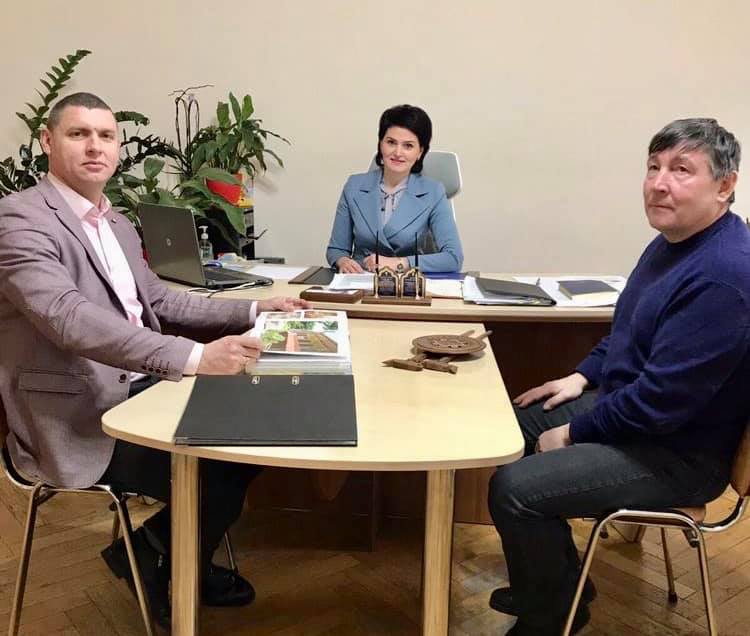 У Чернівецькій області готують презентаційний альманах «Мистецтво Буковини»