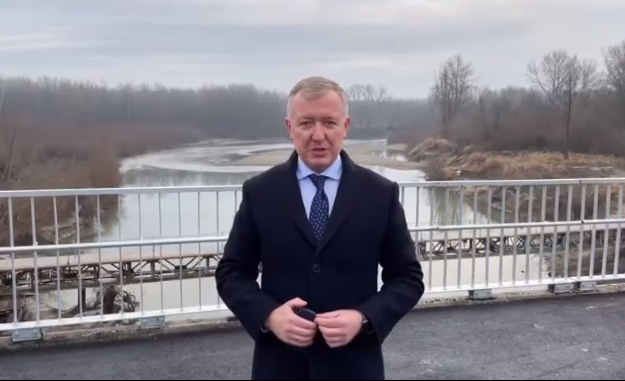 'За такий короткий період в Україні ще не будувався жоден міст такої протяжності': кожна балка моста у Маршнинцях  є унікальною