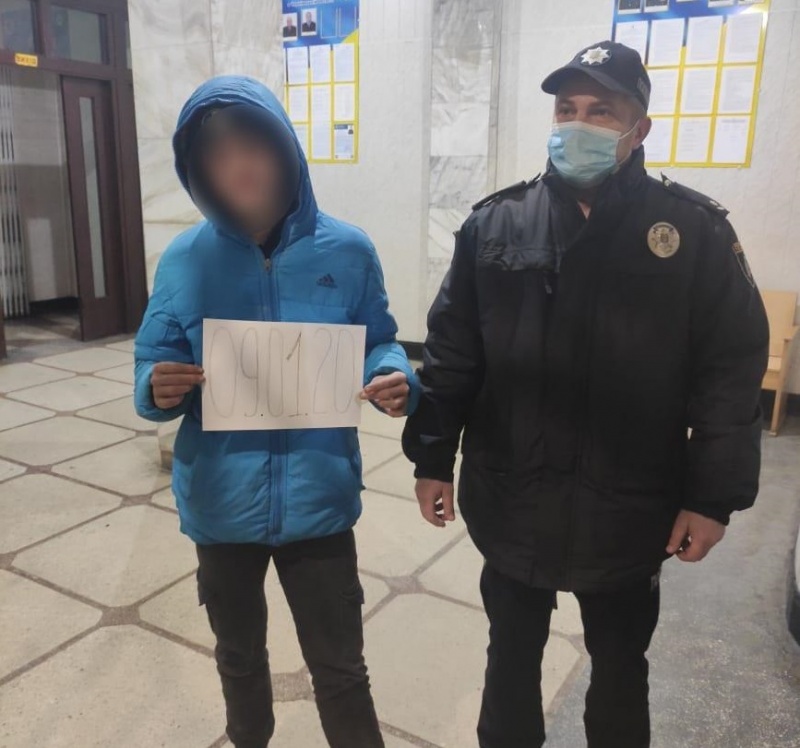 Знайшовся юнак, який у Чернівцях пішов колядувати і не повернувся додому 