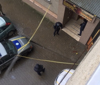 В будинку на Руській іноземець порізав чернівчанина через ревнощі (ОНОВЛЕНО о 18.30)