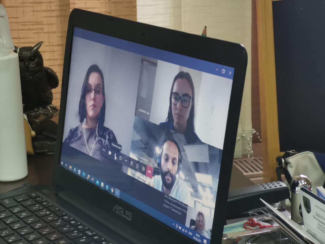 Дев'ять десятків смартфонів та два комп’ютери: обласний лабораторний центр отримає технічну допомогу від Всесвітньої організації охорони здоров’я