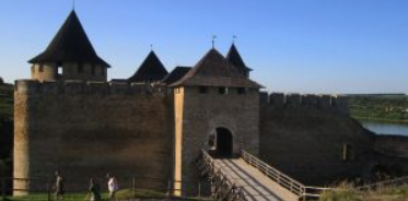 Компанія ексмера відреставрує міст Хотинської фортеці за 2 млн грн