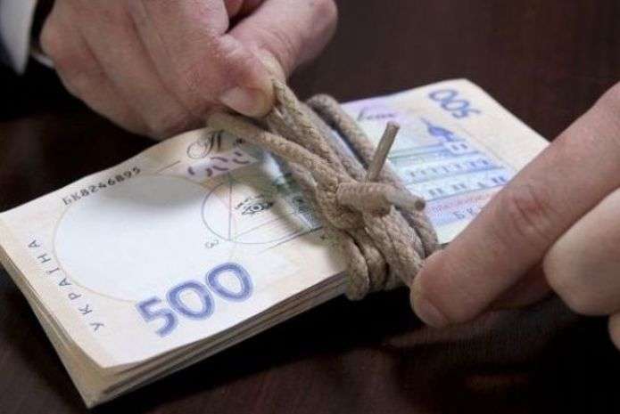 Обшуки в голови Чернівецької РДА проводили у справі про хабар