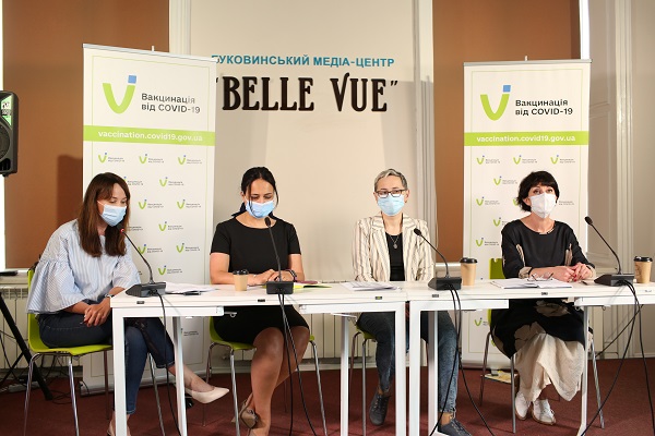 Щепили трохи більше 22 тисяч із майже мільйона мешканців: медичні експерти Чернівецької області розповіли про перебіг вакцинальної кампанії проти COVID-19 у регіоні