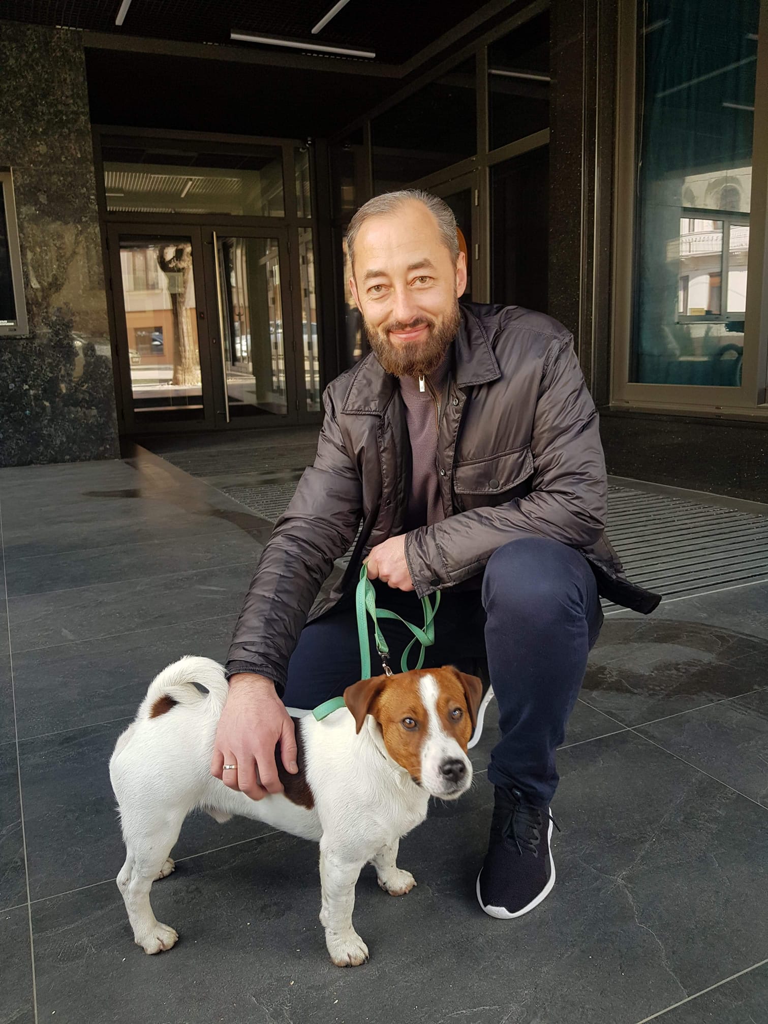 Представника 'старої' влади Сергія Обшанського звільнили з департаменту ЖКГ, щоб не заважати Віталію Колодрібському з нової команди оперативно ліквідувати негаразди в місті