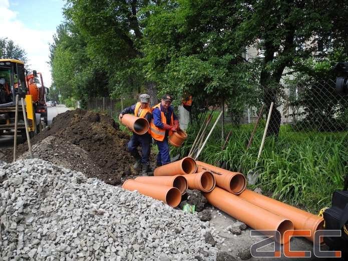 Кредит на реконструкцію водопровідних мереж у Чернівцях дасть Київ, а за німецький місту доведеться заплатити штраф 