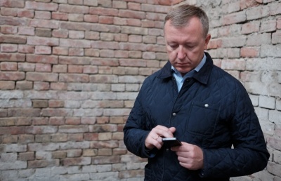 Стало відомо, скільки заробив у травні голова Чернівецької ОДА