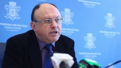 Мартинюк за власним бажанням звільнився з управління освіти Чернівецької міськради