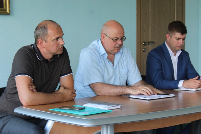 Колишній керівник Чернівецького тролейбусного управління  звинуватив 'членів команди мера' у непрофесіоналізмі і готовий судитися