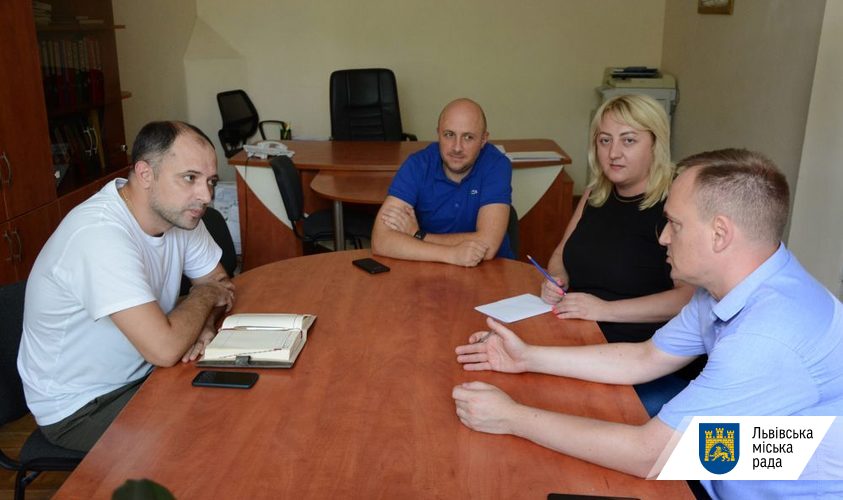 Львів поділився досвідом із Чернівцями у сфері регулювання земельних відносин