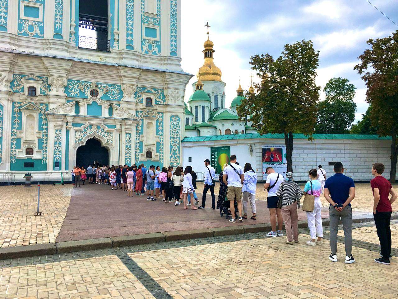 До оригіналу Конституції Пилипа Орлика у Софії Київській стоїть черга охочих її побачити 