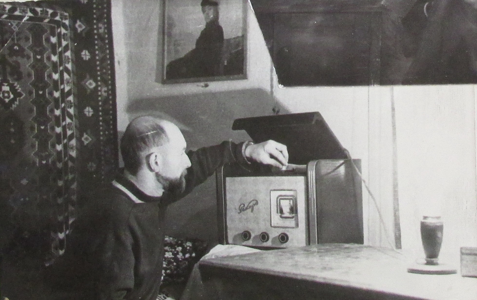 Англійський перекладач «Радіобюро» Генерального штабу Румунії з Чернівців: звичайна чернівецька радіо історія 