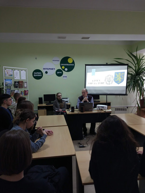 У Чернівцях відбулася година-історичний хроноскоп «Величний Акт Злуки»