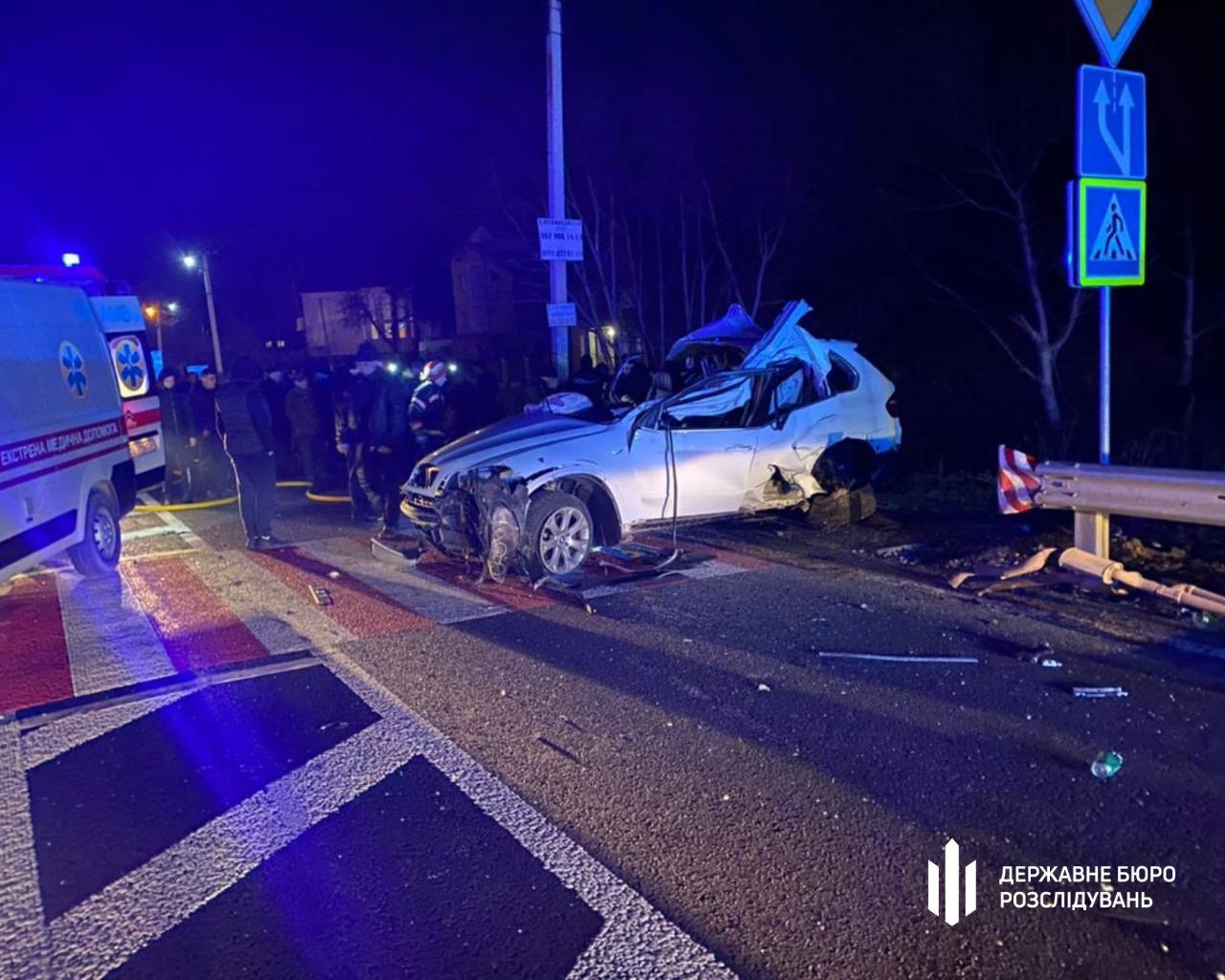 У Чернівецькій області п'яний податківець влаштував смертельну ДТП
