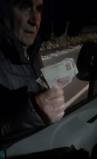 'Двоє неадекватів вимагали гроші за проїзд до румунського кордону':  поліцію просять вжити заходів 