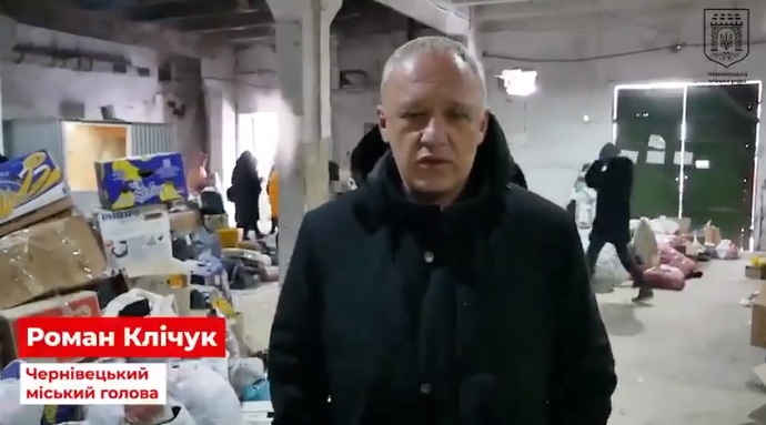 Чернівчани і міжнародні благодійники, зокрема, з Латвії зібрали майже 20 тонн продуктів харчування для Києва