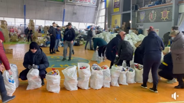 Луганщина, Сумщина та Київщина отримали чергову партію гуманітарної допомоги з Буковини (ФОТО+ВІДЕО)