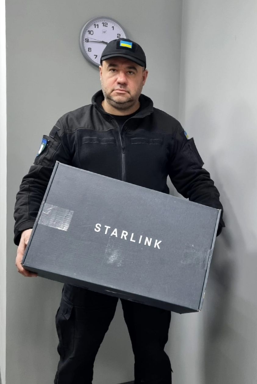 На Буковині 'швидкі' забезпечать швидкісним інтернетом Starlink від Ілона Маска 