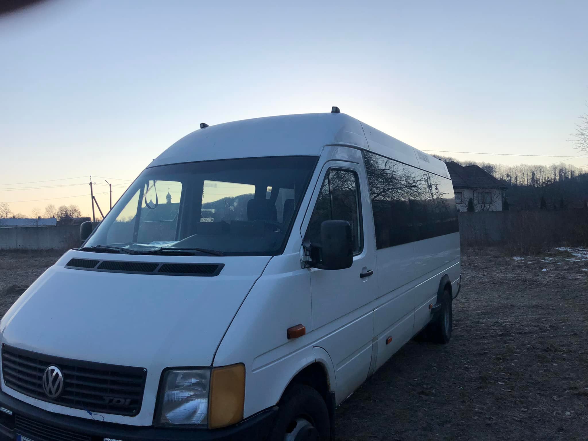 Іван Рибак передав пасажирський автобус для потреб Збройних Сил України