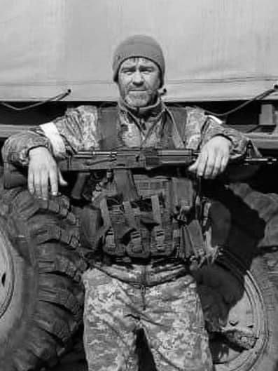 У Новоселиці поховали сержанта Дмитра Ганчерюка, який поклав життя за Україну в бою з російськими загарбниками 