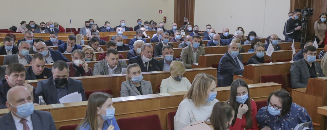 Однопартійці Медведчука і Папієва з ОПЗЖ у Чернівецькій облраді заявили про призупинення діяльності фракції 