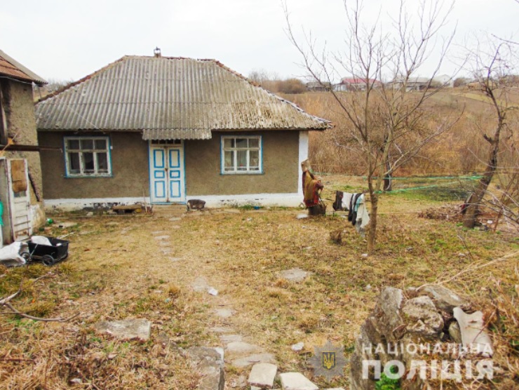 Буковинець забив гостя табуретом, а тіло викинув у лісопосадці 