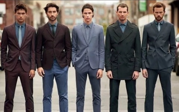 Одеська митниця 'вдягнула' 122-у бригаду тероборони у костюми Brioni й Versace, а також у куртки й джинси Louis Vitton та Prada, - Бутусов. ДОКУМЕНТ