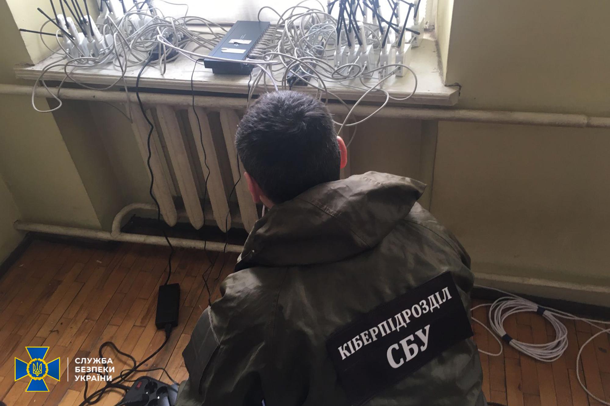 Анонімні ІР-адреси для агресора: на Буковині група осіб «вирощувала» ботоферму для російських хакерів 