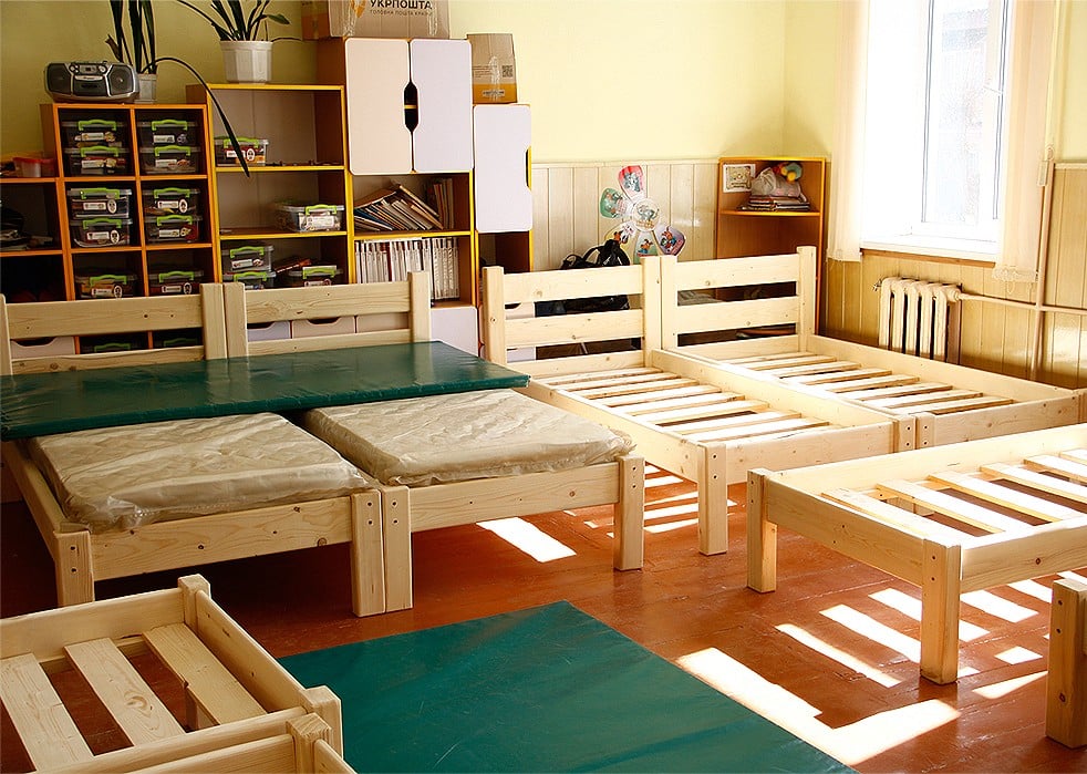 На Глибоччині під тимчасові прихистки для переміщених українців виділили приміщення закладів освіти та культури: представництво ООН в Україні допомогло їх облаштувати