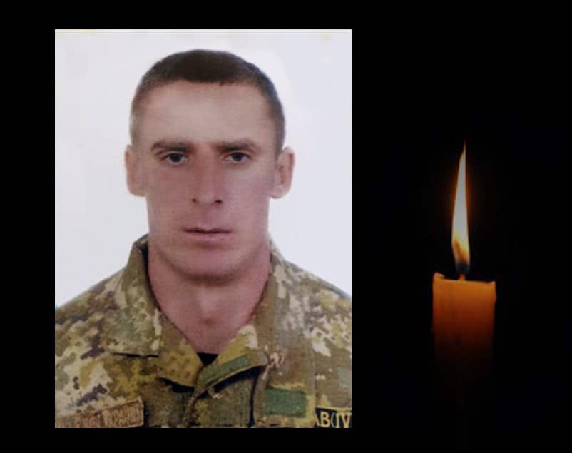 У Звенячині поховали солдата Миколу Крупенного, а в Сокирянах Ігора Жука які загинули на війні проти російських загарбників