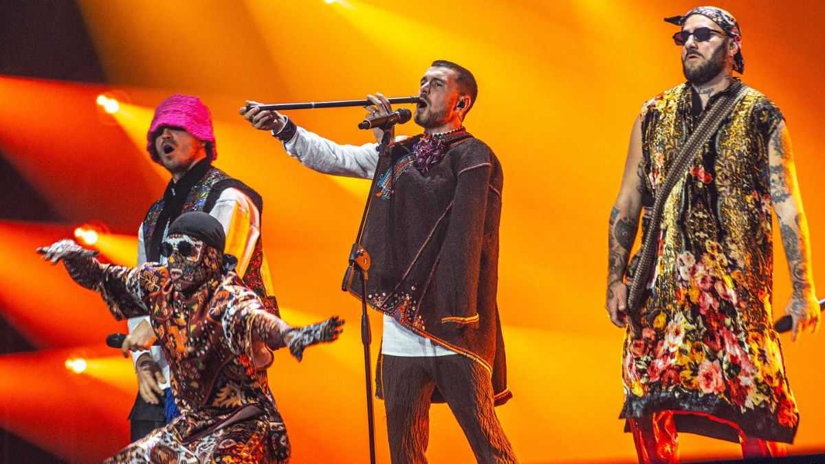 У автентичних речах з Буковини гурт Kalush Orchestra зачарував аудиторію Євробачення-2022