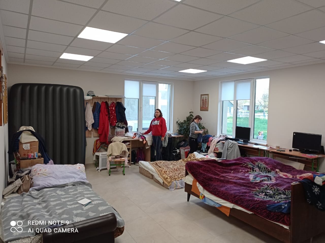 На Буковині парафіяльні будинки Чернівецької єпархії УГКЦ перепрофілювали під житло для сотні біженців 