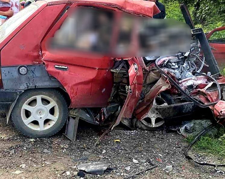 Сімдесятидворічну водійку, яка збила на смерть жінку у Чагрі, судитимуть, а сімдесятидев'ятирічного водія, який спричинив ДТП, в якому загинуло четверо людей, не випустять під заставу
