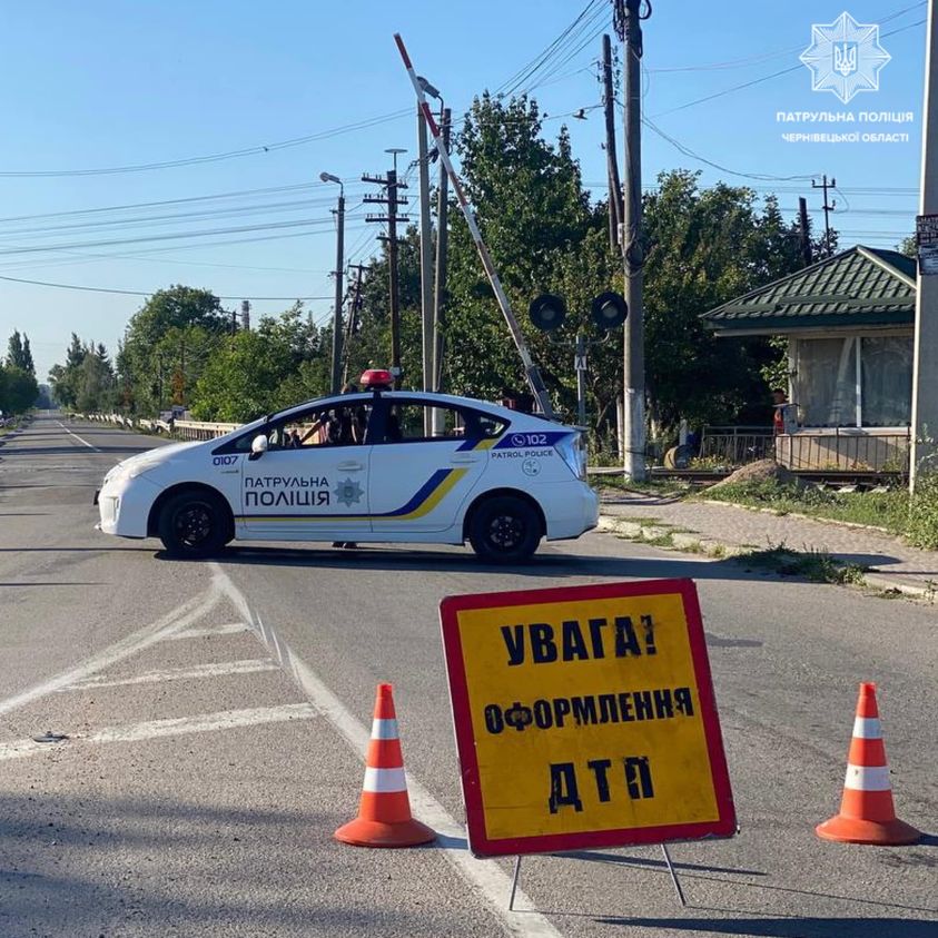 У патрульній поліції назвали найаварійніший день тижня на Буковині та автопригод з постраждалими, а також пік аварійності та час ДТП з потрепілими