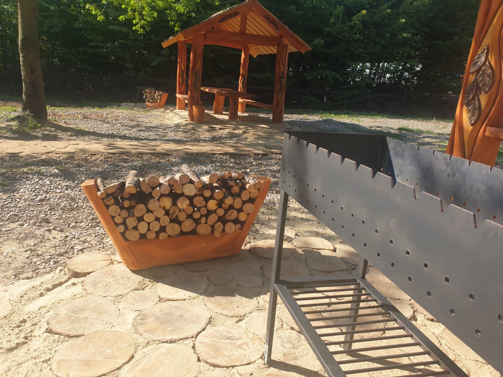 Лісгоспи продали буковинцям вже понад 130 тисяч кубометрів дров 