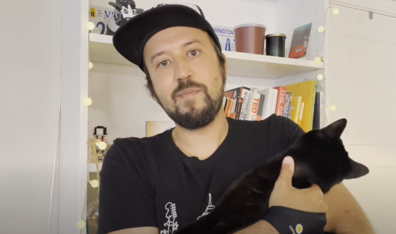 Волонтери-чернівчани  разом з художником Сашком Даниленком зібрали майже 90 тисяч грн для Миколаївського зоопарку