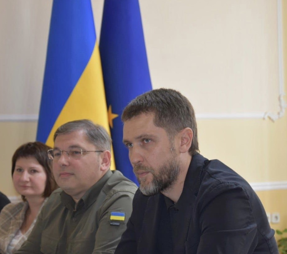 Начальник Чернівецької ОВА відновив практику часів Фищука-Мунтяна проведення спільних з головою облради зустрічей з іноземними делегаціями