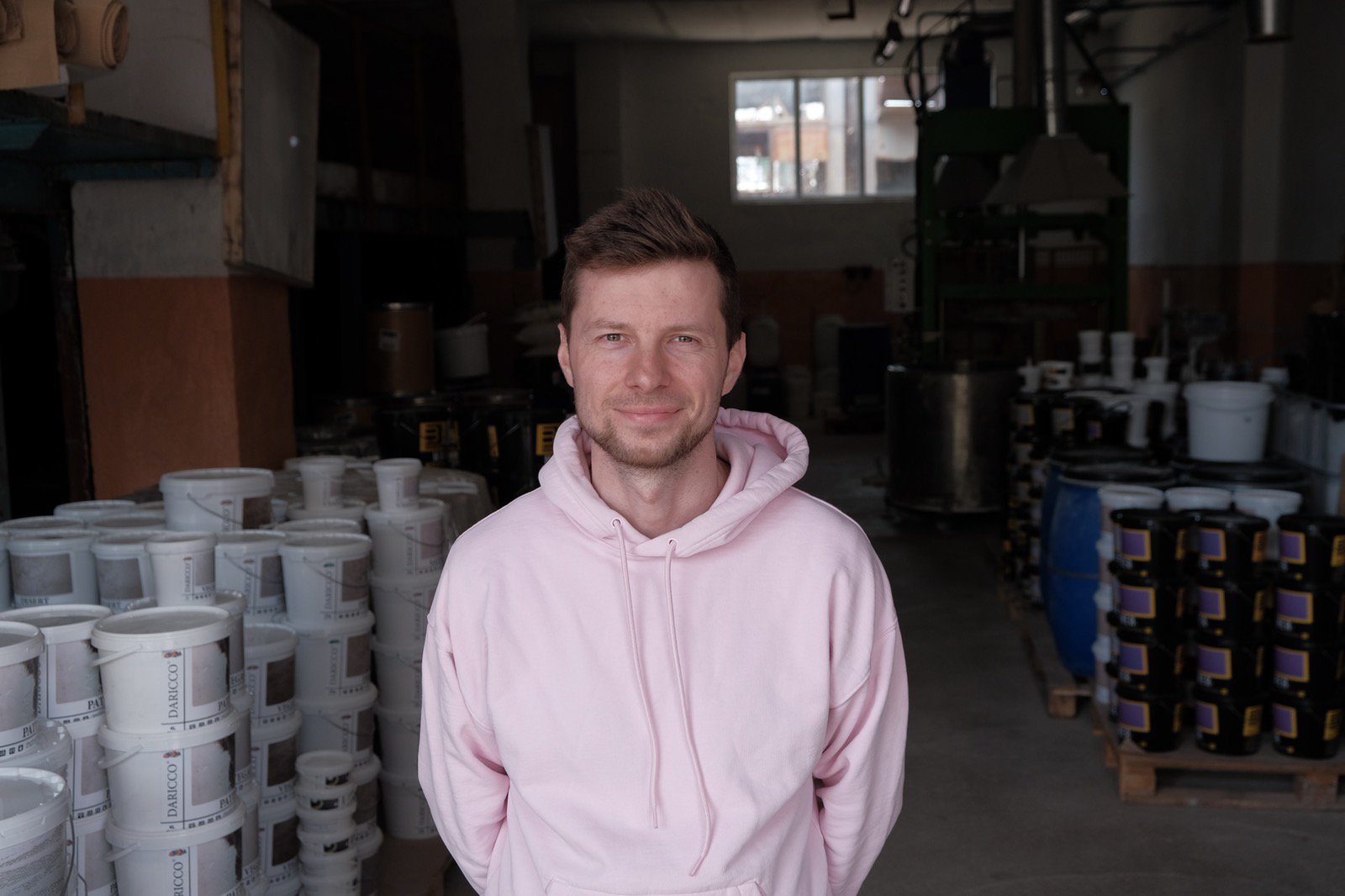 Урядові обіцянки не працюють. Київський підприємець розповів, як перевозив виробництво до Чернівців