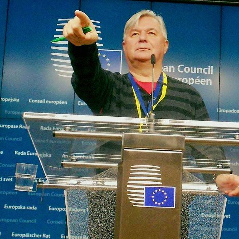 'Винні' сусіди, Туреччина, Ізраїль? Чи ті, хто впродовж 32 років незалежності нашої держави нищив, профукував і розкрадав ВПК і ОВК України? - думка журналіста 