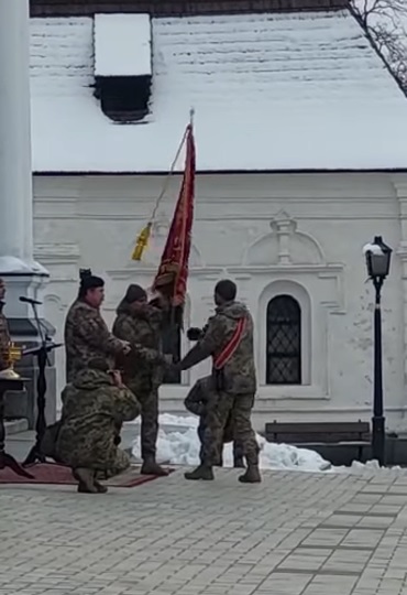 Славетна 107-ма окрема бригада Сил територіальної оборони Буковини отримала власний бойовий прапор (ВІДЕО)