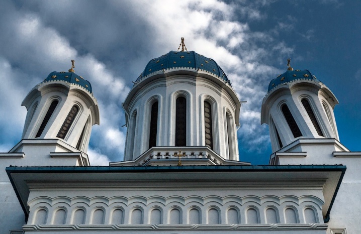 У Чернівецькій області досі функціонують майже чотири сотні громад Московського патріархату