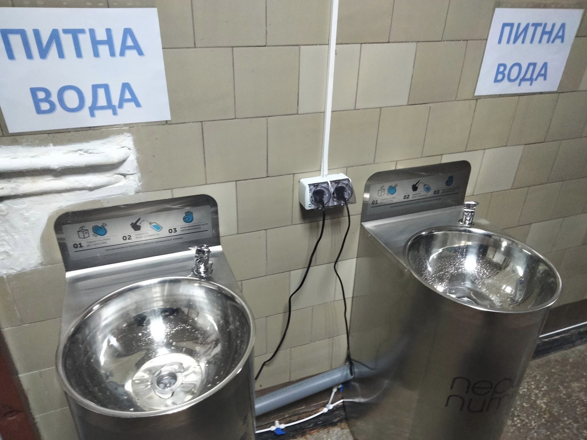 У ліцеї, садочку та у позашкільному закладі Чернівецької громади з батьків більше не збиратимуть гроші на кулери з питною водою. Можливо