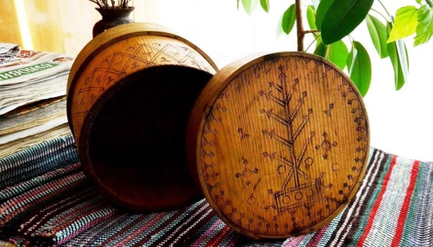 Гуцульське бондарство з буковинських Вижниччини та Путильщини визнали надбанням культурної спадщини України